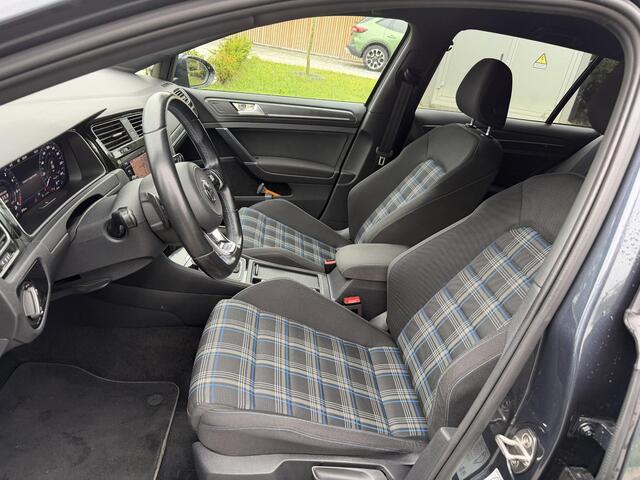Volkswagen GOLF 1.4 TSI PHEV GTE