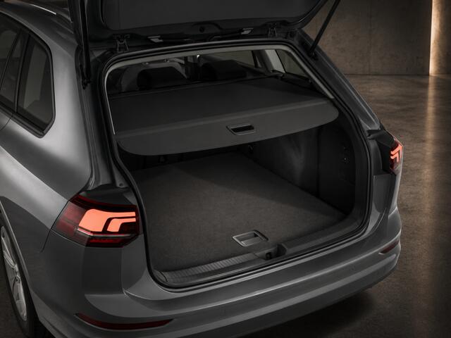Volkswagen GOLF Binnenkort beschikbaar! 1.5 eTSI LIFE DSG ACC Trekhaak Winterpakket
