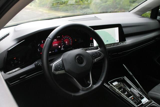Volkswagen GOLF 1.4 eHybrid Style | IQ | Carplay | Ambient | Travel Ass.