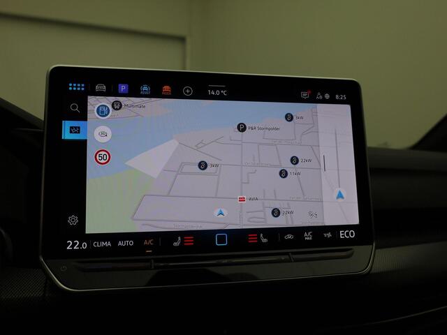 Volkswagen GOLF GTE 1.5eHybrid 272PK GTE · Navigatie · Apple Car Play · Camera + Parkeersensoren · Garantie t/m 18-03-2030 of 100000km