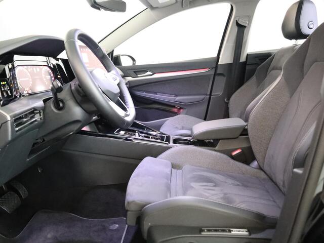 Volkswagen GOLF 1.5 eHybrid Style Edition 204 pk Automaat (DSG) | Navigatie via App | Parkeersensoren (Park assist) | Achteruitrijcamera | Adaptieve cruise control | Autom. airco (3 zones) |