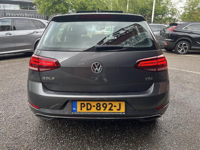 Volkswagen GOLF 1.0 TSI Comfortline // SCHUIF-KANTELDAK // ADAPTIEVE CRUISE // LED // CLIMA // NAVI+CARPLAY // PDC V+A //