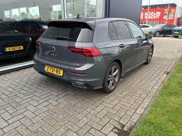 Volkswagen GOLF 1.5 eTSI R-Line Business