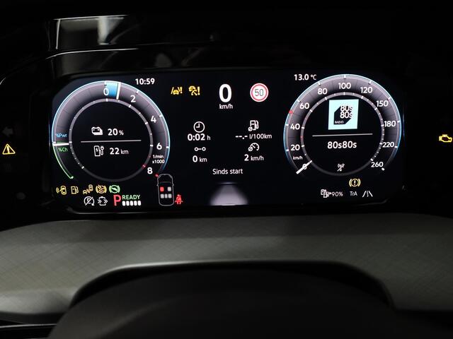 Volkswagen GOLF Life Edition 1.5 eHybrid 150 kW / 204 PK Hatchback / Trekhaak / Carplay / 19 Inch