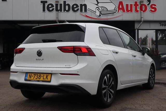 Volkswagen GOLF 1.0 eTSI Life Business | Automaat | Cruise control adaptief | Apple Carplay/Android Auto | Stoel/stuur verwarming