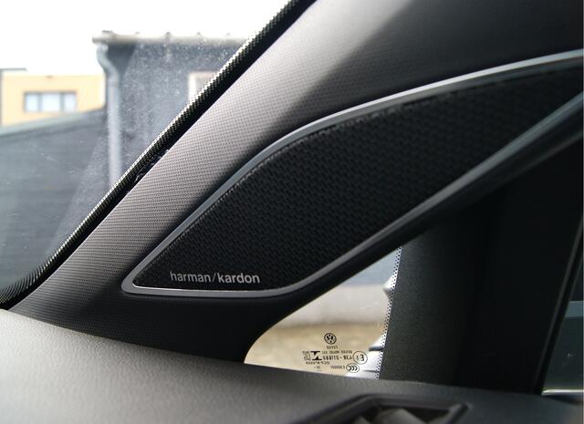 Volkswagen GOLF 2.0 TSI GTI Panoramadak/Harman-Kardon/Matrix/Camera/19Inch