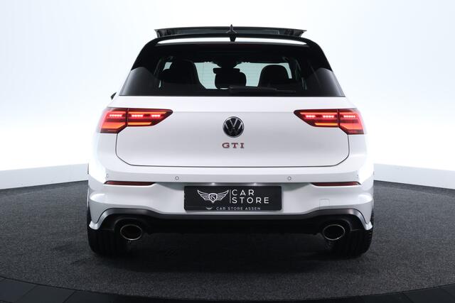 Volkswagen GOLF 2.0 TSI GTI CLUBSPORT |PANO|CAMERA|CARPLAY|IQ LIGHT|SFEER|ST. + STUUR VWM|LED