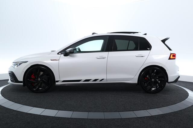 Volkswagen GOLF 2.0 TSI GTI CLUBSPORT |PANO|CAMERA|CARPLAY|IQ LIGHT|SFEER|ST. + STUUR VWM|LED