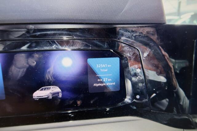 Volkswagen GOLF 1.5 TSI STYLE , NAVI, APPLE CARPLAY, VIRTUAL COCKPIT