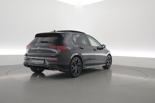 Volkswagen GOLF 1.5 eTSI R-Line DSG | Pano | Adapt. Cruise | IQ. Light | CarPlay | Navi | Camera | Stoel-Stuurverw.