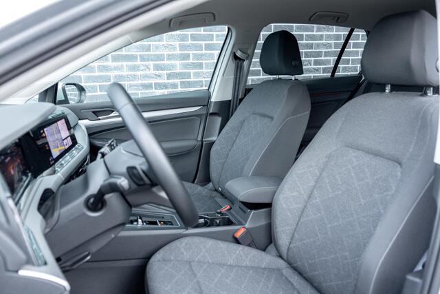 Volkswagen GOLF 1.0 eTSI DSG Life Business | Achteruitrijcamera | Parkeersensoren | Climate Control | Keyless Entry | Cruise Control Adaptief | LED Koplampen | Stoelverwarming | Navigatie Discover Pro | Apple Carplay | Android Auto