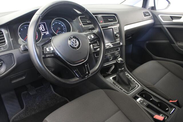 Volkswagen GOLF 1.0 TSI Trendline