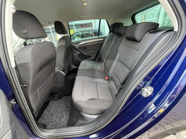 Volkswagen GOLF 1.0 TSI Comfortline | AUTOMAAT | ACC | PDC V+A | Afn. trekhaak | Apple Carplay - Android Auto | Verwarmde voorruit | NAP