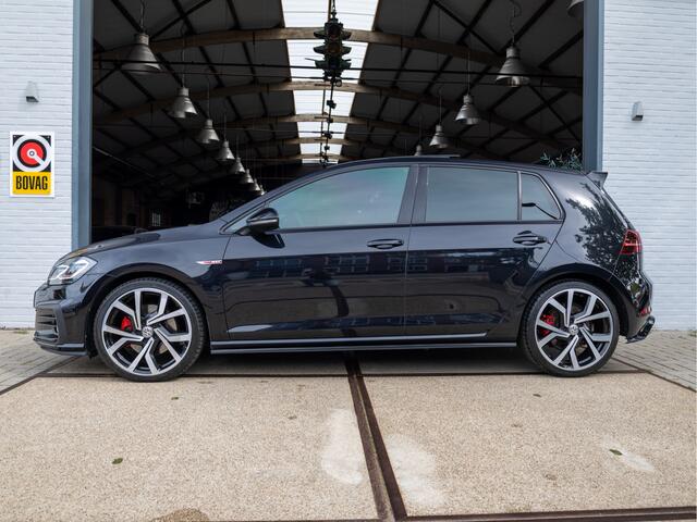 Volkswagen GOLF 2.0 TSI GTI Performance *Pano | ACC | Camera | Stoelverwarming | Oettinger | Racingline | Apple Carplay | Clima | Navi*