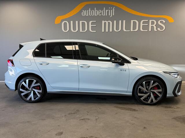 Volkswagen GOLF 1.5 eHybrid GTE | Adaptive cruise | Head-up | Sfeer | Achteruitrijcamera |Stoelverwarming | Carplay |