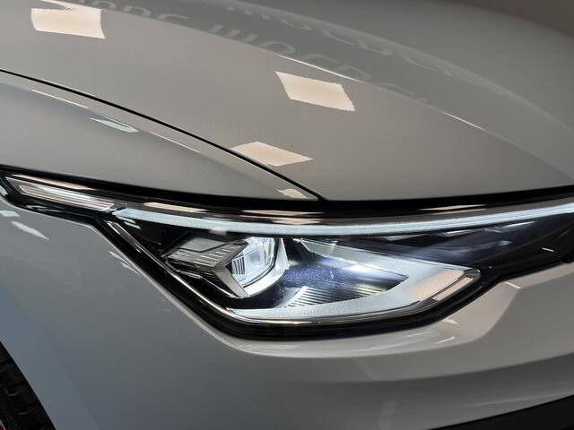 Volkswagen GOLF 1.5 eHybrid GTE | Adaptive cruise | Head-up | Sfeer | Achteruitrijcamera |Stoelverwarming | Carplay |