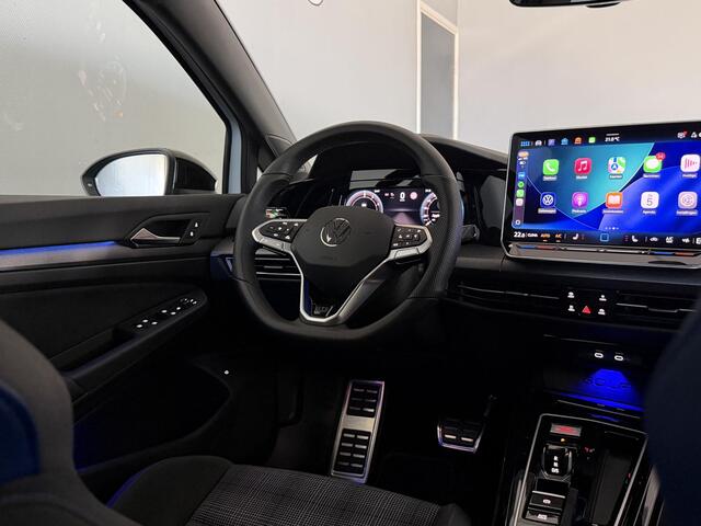 Volkswagen GOLF 1.5 eHybrid GTE | Adaptive cruise | Head-up | Sfeer | Achteruitrijcamera |Stoelverwarming | Carplay |