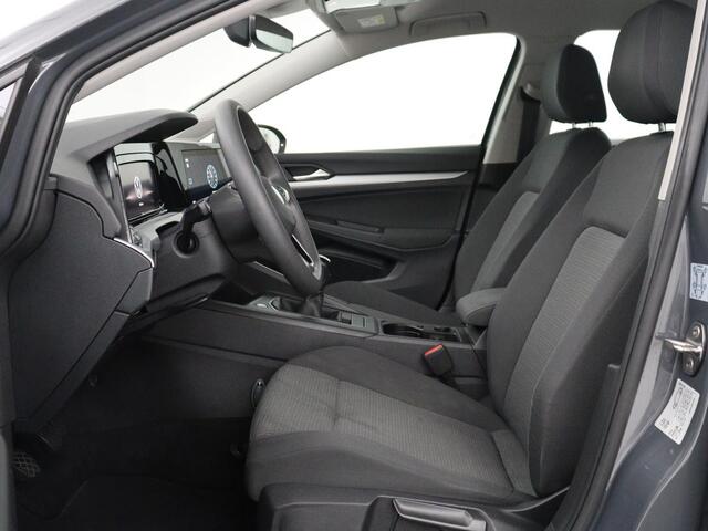 Volkswagen GOLF Variant 1.0 TSI Golf | Adaptive cruise | Bluetooth | Virtueel dashboard | Climate control | Park assist | Trekhaak | 17" velgen