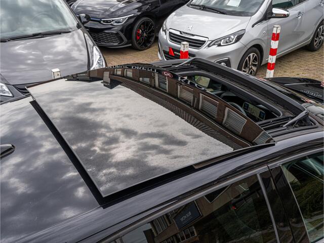 Volkswagen GOLF 1.5 eTSI R-Line Business PANO HUD HARMAN KARDON CAMERA MATRIX IQ BLACK OPTIC BOMVOL!!