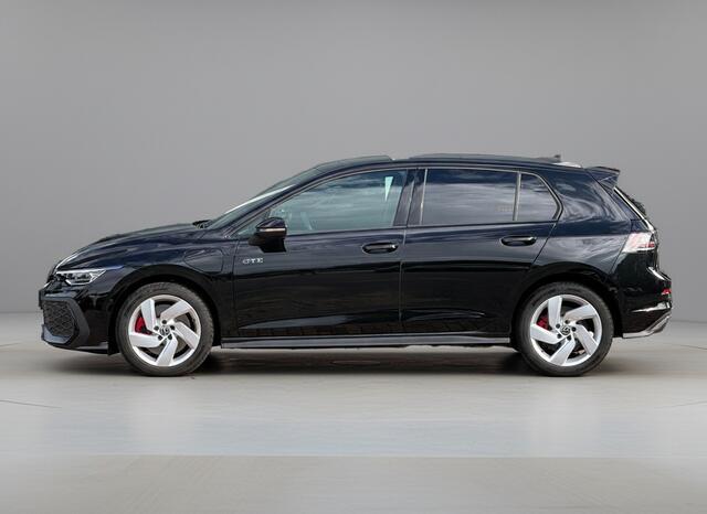 Volkswagen GOLF 1.5 eHybrid GTE | Trekhaak | HUD | Pano | Keyless