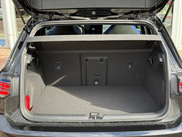 Volkswagen GOLF 1.5 eHybrid GTE | Trekhaak | HUD | Pano | Keyless