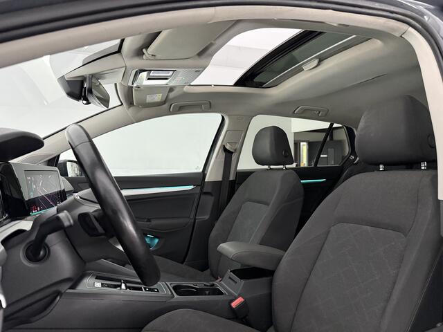 Volkswagen GOLF 2.0 TDI Style | Pano | Camera | Virtual | Sfeer | Carplay | Clima | Cruise