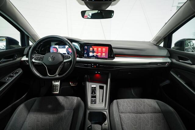 Volkswagen GOLF 1.0 eTSI Life Business Automaat | Virtual cockpit | Adaptive cruise | Navi | Winter Pakket | All-season