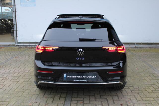 Volkswagen GOLF 8.5 1.5 eHybrid GTE 272 Pk | Panorama dak | Stoel/Stuur verwarming | 360* Camera | Schuif/Kantel dak | Adaptive cruise controler | Keyless start | Apple CarPlay/Android Auto | Draadloze telefoonlader | IQ.Lights | Climate controle | Parkeersensoren V+A | Navigatie |