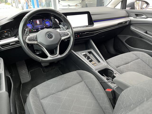 Volkswagen GOLF Variant 1.5 eTSI Life Business AUTOMAAT/ CRUISE/ APP-CONNECT/ CLIMATE/ STOELVERWARMING/ PARK. SENSOREN V&A/ DIGITAL DASH