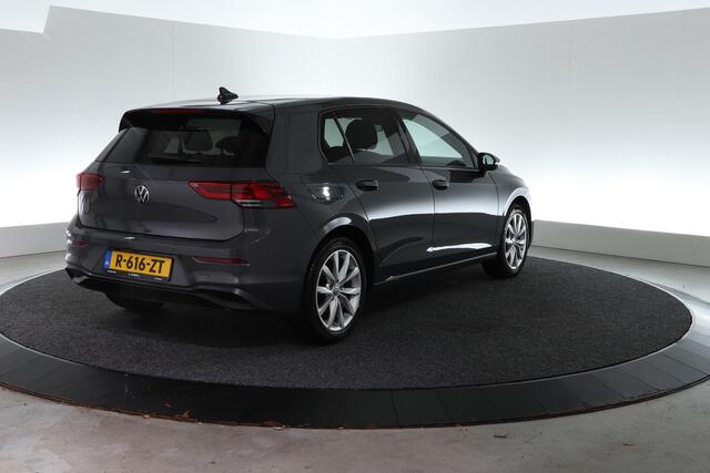 Volkswagen GOLF 1.5 TSI Life | TREKHAAK | CARPLAY | ADAP. CRUISE |