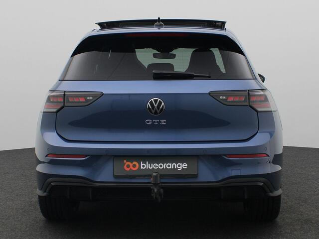 Volkswagen GOLF 1.5 eHybrid GTE 272 PK DSG Black style, Leder, Trekhaak, Head-Up Display, Panoramadak, Matrix-LED Verlichting, Keyless, 18" LM Velgen