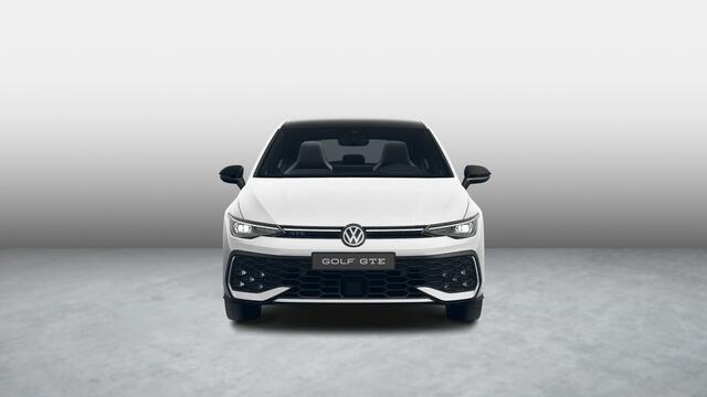 Volkswagen GOLF 1.5 eHybrid GTE 272 PK DSG Black style, Leder, Trekhaak, Head-Up Display, Panoramadak, Matrix-LED Verlichting, Keyless, 18" LM Velgen