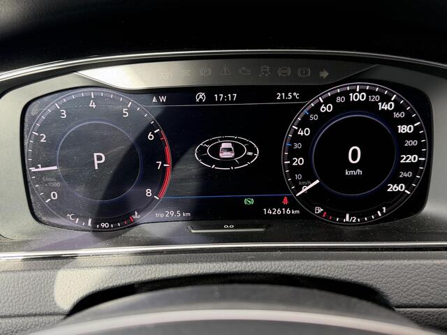 Volkswagen GOLF 1.0 TSI Highline VIRTUAL DISPLAY| PARKEER SENSOREN | LED PAKKET | NAVIGATIE | LED | DODEHOEK DETECTIE | APPLE CARPLAY / ANDROID AUTO | ADAPTIEVE CRUISECONTROL |