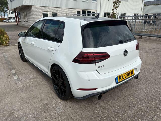 Volkswagen GOLF 2.0 TSI GTI Performance 230pk | Stoelverwarming | Adaptive Cruise | Virtual Cockpit | Carplay |