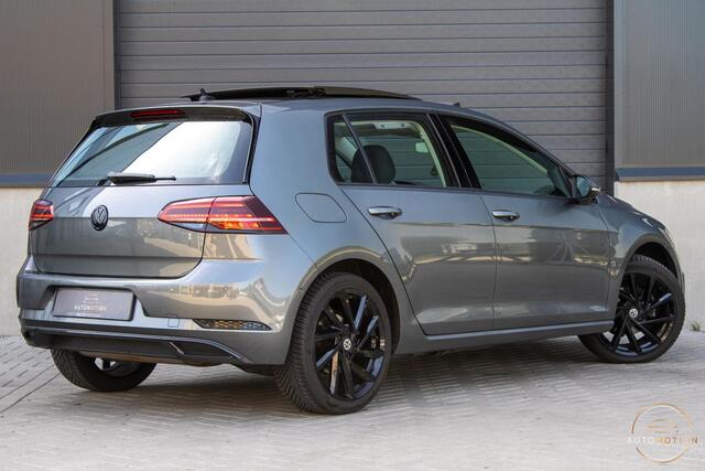 Volkswagen GOLF 1.4 TSI Highline Business PANO MASSAGE CAMERA ACC LED STOELVERWARMING