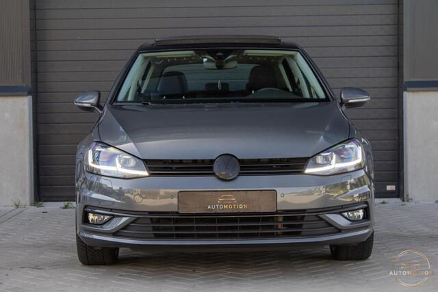 Volkswagen GOLF 1.4 TSI Highline Business PANO MASSAGE CAMERA ACC LED STOELVERWARMING