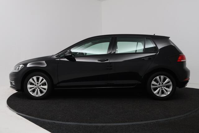 Volkswagen GOLF 1.0 TSI Comfortline (STOELVERWARMING, CAMERA, CRUISE ADAPTIEF, PARKEERSENSOREN)