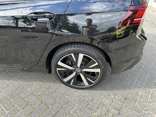 Volkswagen GOLF 1.5 eHybrid Life Edition