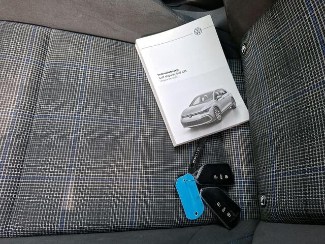 Volkswagen GOLF 1.4 eHybrid GTE | Geen import | Panoramdak | IQ Light |