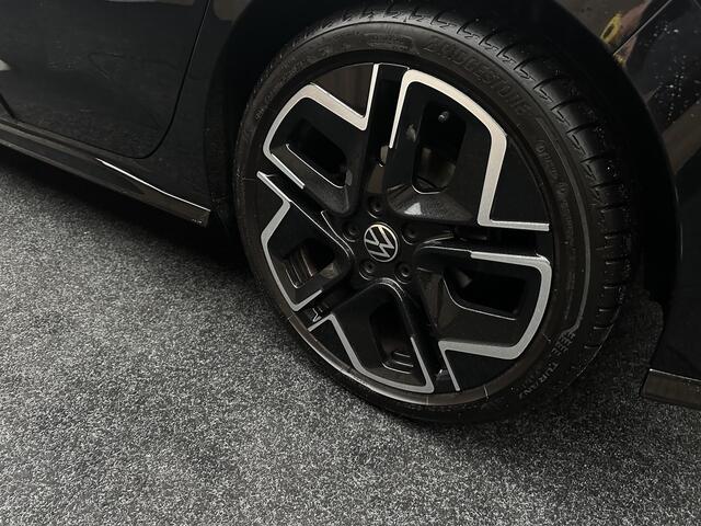 Volkswagen GOLF 1.5 eTSI R-Line Edition Pano|Head up