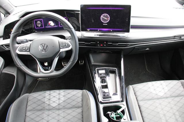 Volkswagen GOLF Variant 1.5 eTSI 150PK R-LINE PDC, CAMERA, ADAPT CRUIS, LED,2025 FACELIFT