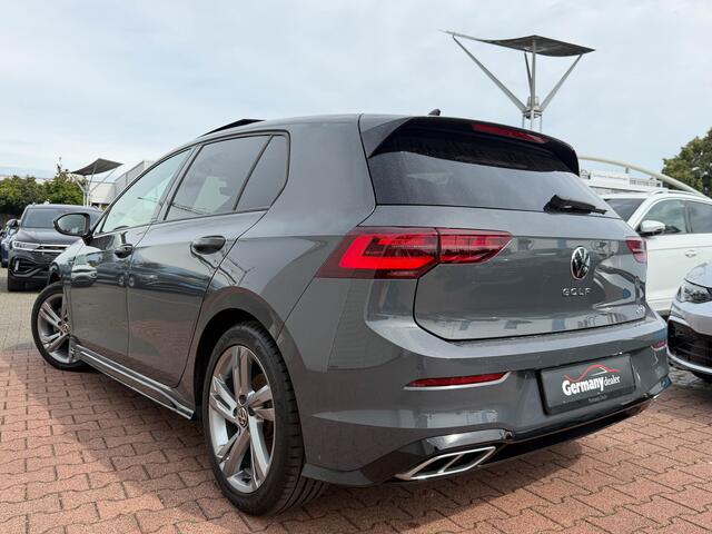 Volkswagen GOLF 1.5 eTSI R-Line Sportpakket Pano R-Zetels IQ-Light H&K-Audio Tr.Haak