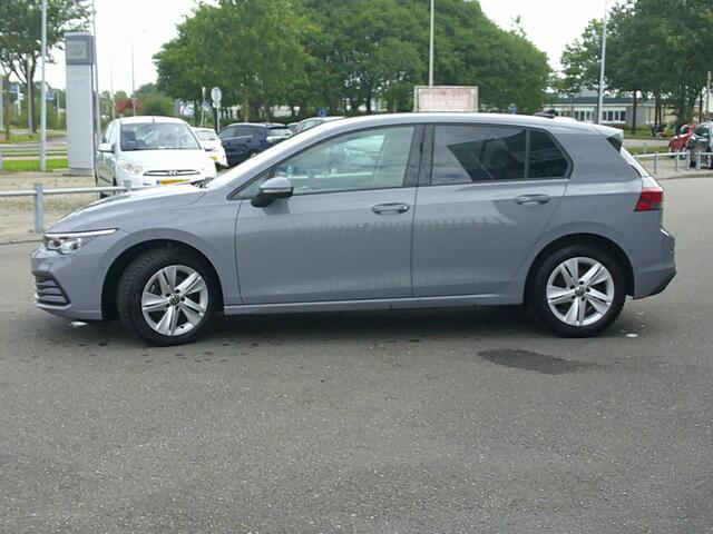 Volkswagen GOLF 1.0 TSI Life Business Staat in Hoogeveen