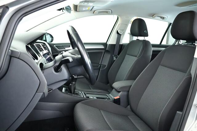 Volkswagen GOLF 1.0 TSI Trendline Airco / Bluetooth / DAB / Front Assist