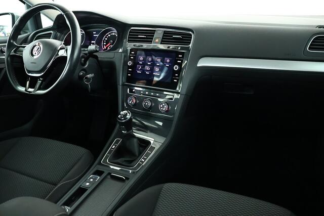 Volkswagen GOLF 1.0 TSI Trendline Airco / Bluetooth / DAB / Front Assist
