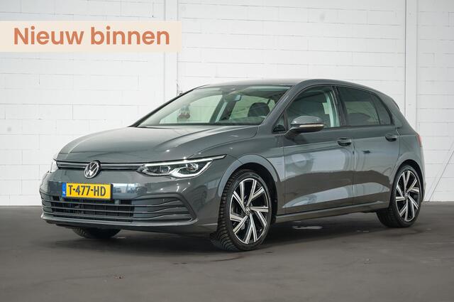 Volkswagen GOLF 1.0 eTSI Life | Memory | Keyless | Stoelverwarming | 18" Velgen | LED Plus