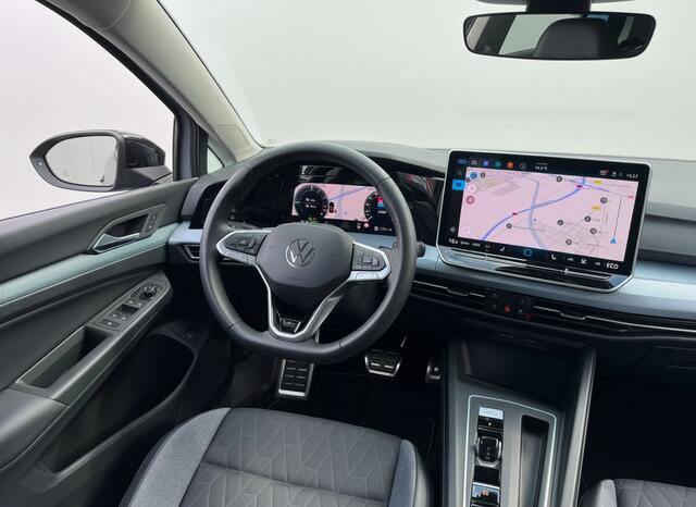 Volkswagen GOLF 1.5 eHybrid 204PK DSG HYBRIDE LIFE CAMERA/NAVI/HEAD-UP/CARPLAY