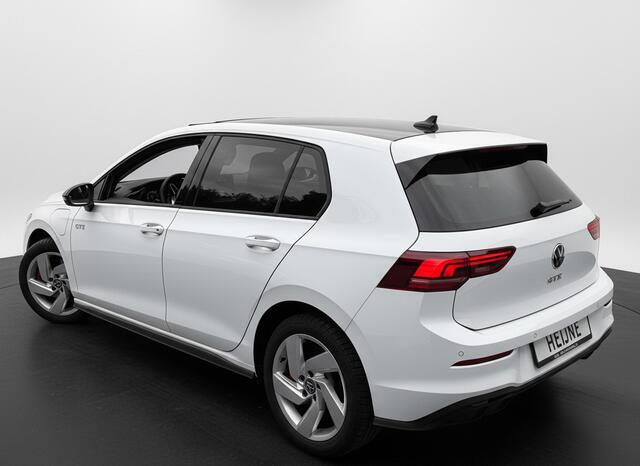 Volkswagen GOLF GTE 1.5 272PK DSG HYBRID GTE-SPORT 360°CAMERA/NAVI/HEAD-UP!/CARPLAY