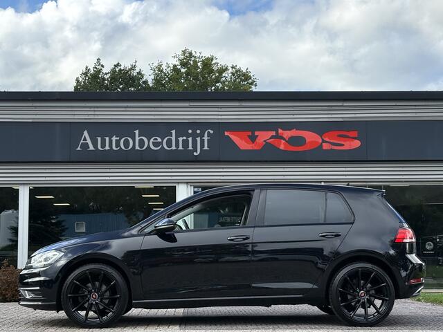 Volkswagen GOLF 1.0 TSI Highline DSG | ACC | Stuurverwarming | LED | 19 inch |