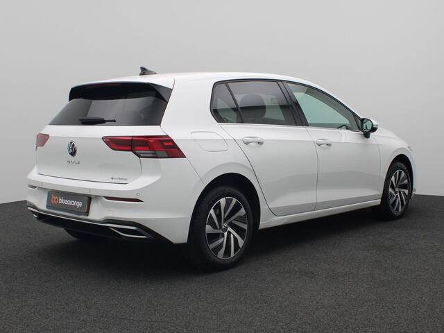 Volkswagen GOLF 1.4 eHybrid Style 204PK DSG SOH 93,07%, Navi, Memorystoel, Parkeersensoren voor en achter, Navi, DAB+, 16" LM Velgen